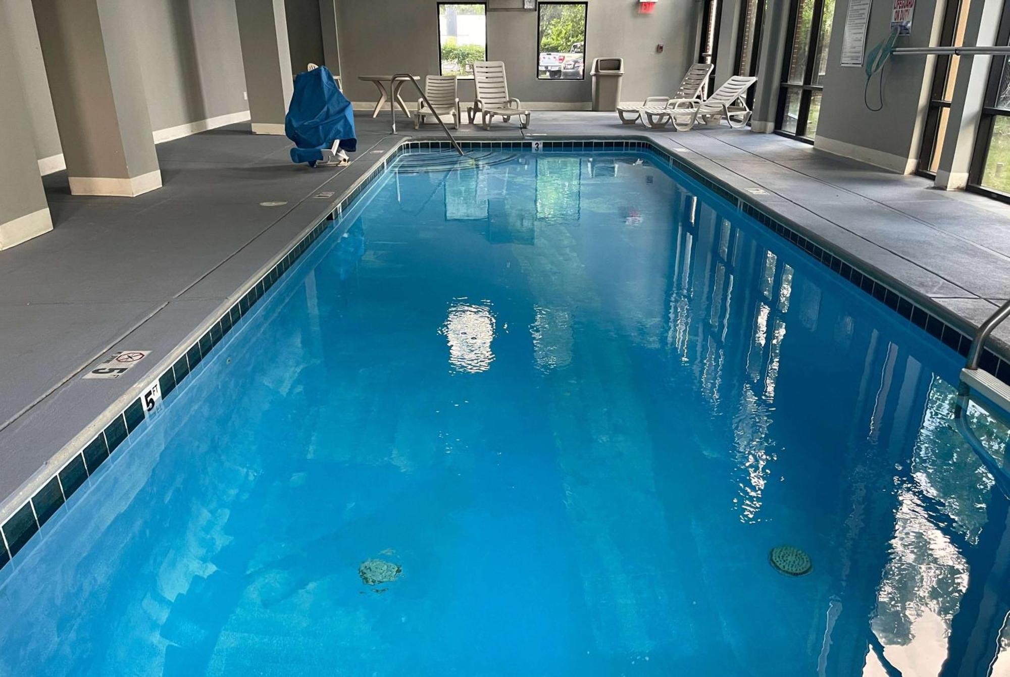 Days Inn & Suites By Wyndham מורפריסבורו מראה חיצוני תמונה