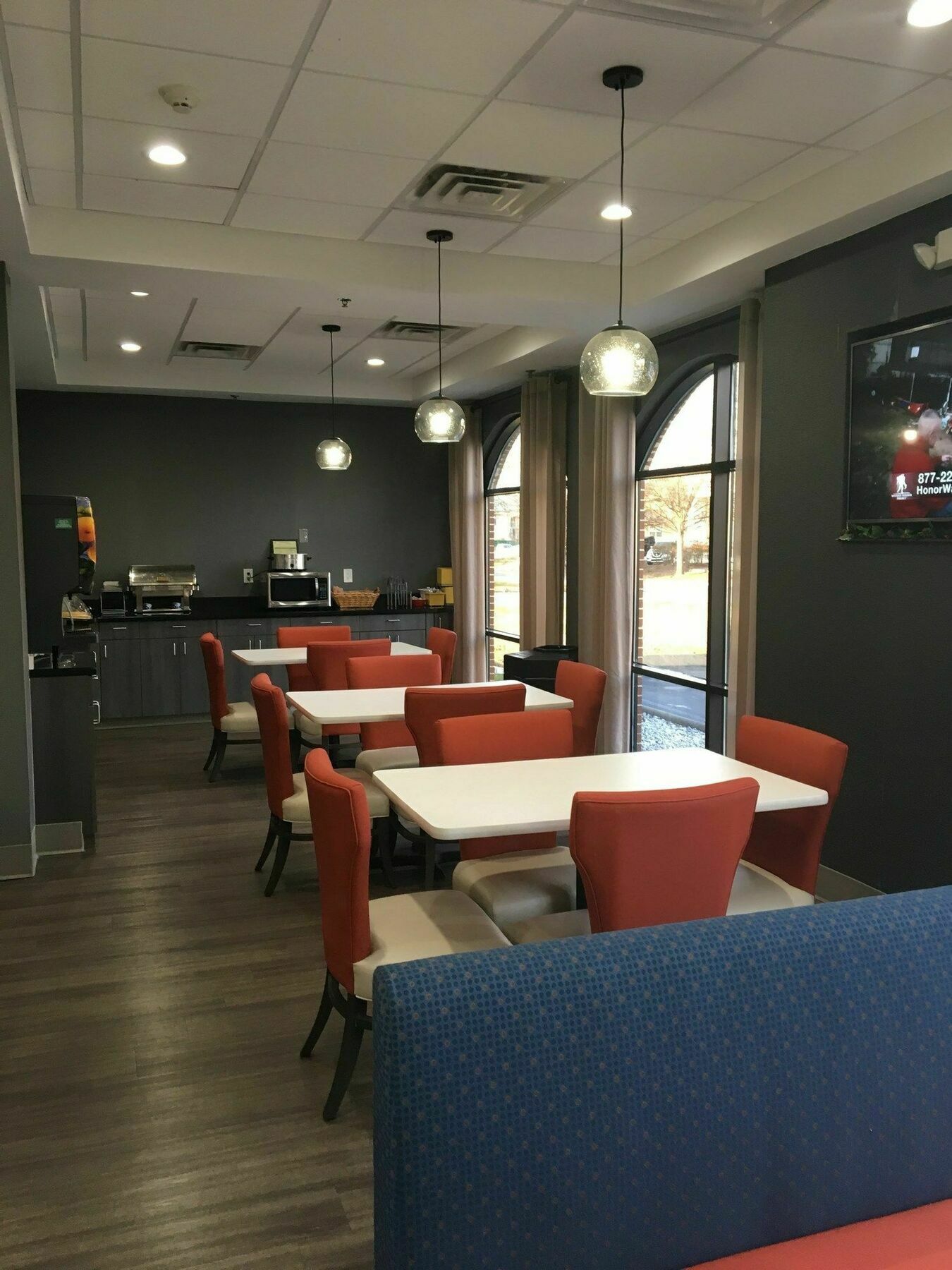 Days Inn & Suites By Wyndham מורפריסבורו מראה חיצוני תמונה