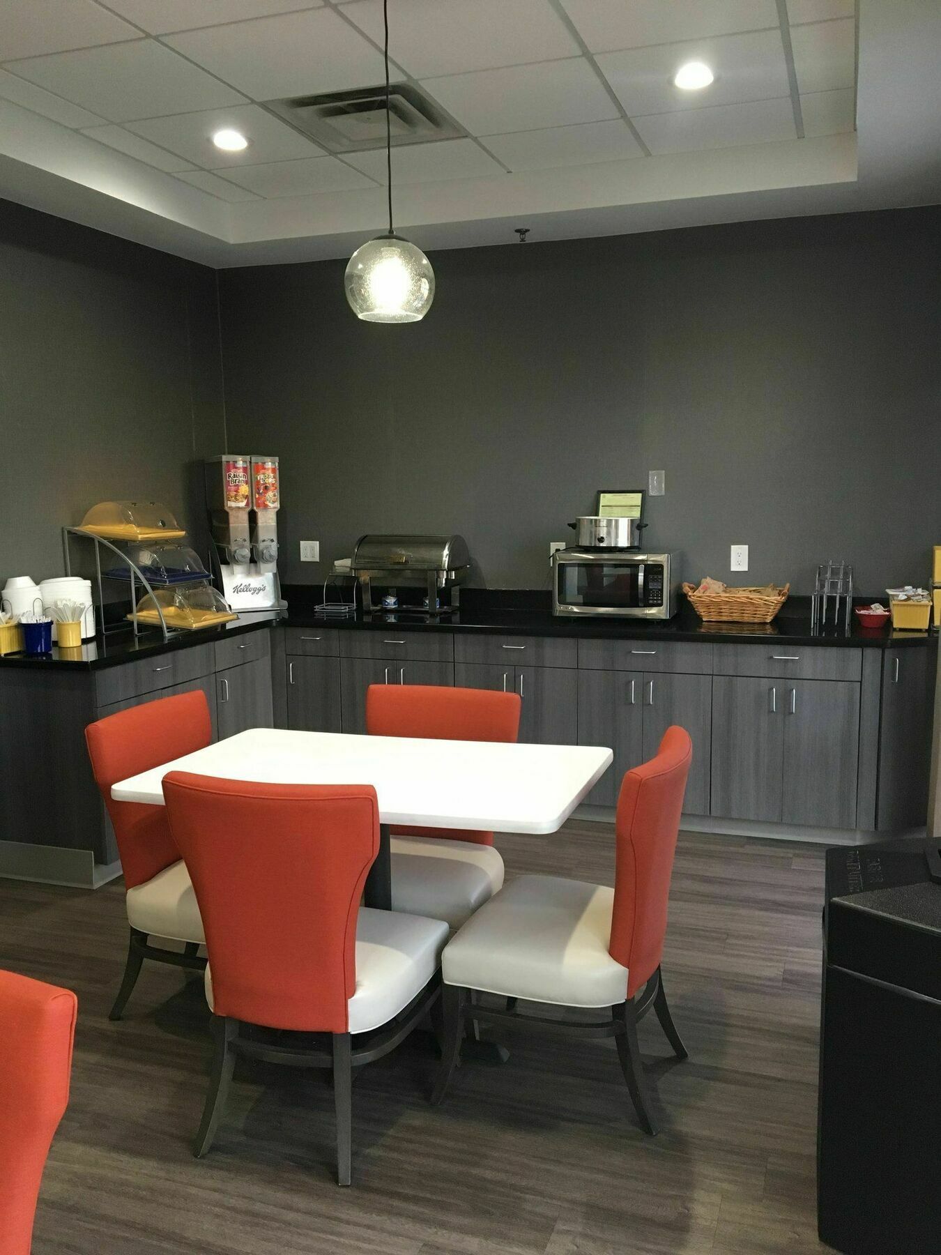 Days Inn & Suites By Wyndham מורפריסבורו מראה חיצוני תמונה
